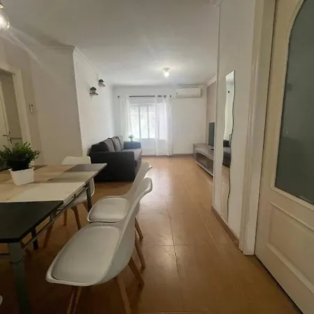 Lovelyloft Gran Via Apartment